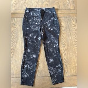 Lululemon swift speed high rise tight size 10